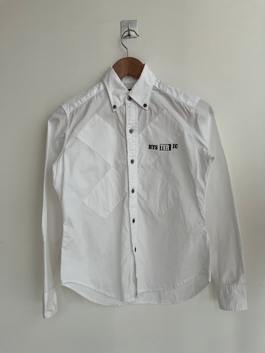 히스테릭 글래머 아카이브 레터링 크로스 패치워크 버튼다운 셔츠 상품이미지1