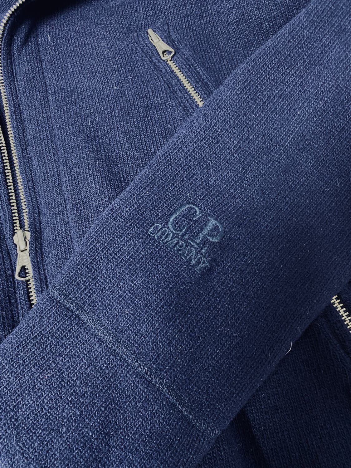 cp컴퍼니 고글 니트 후드 집업 네이비 105사이즈 상품이미지8