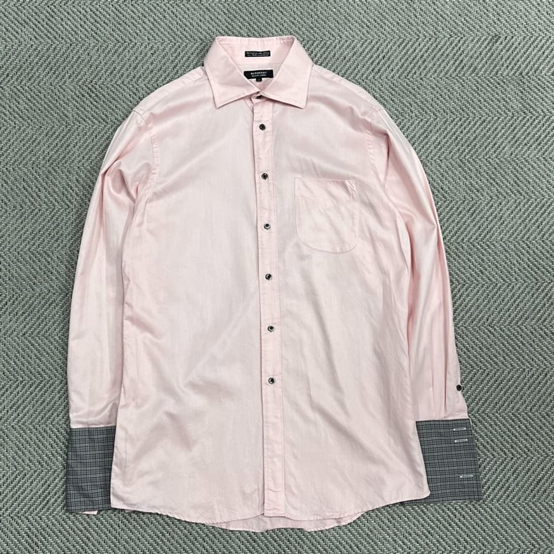 버버리 블랙라벨 노바체크 커프스 셔츠 v0947 상품이미지1