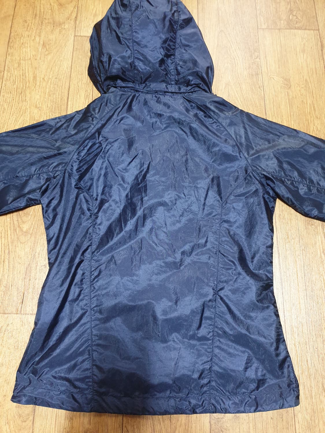 1050 라푸마 아웃도어 바람막이 95 사이즈입니다 상품이미지5