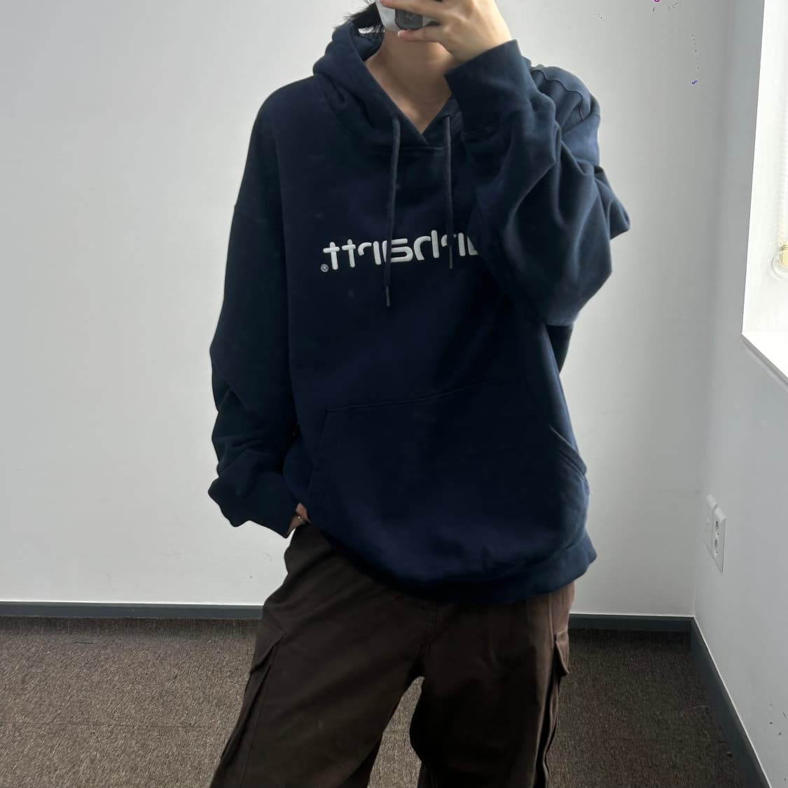 Carhartt 스펠아웃 로고 네이비 후드티 상품이미지1