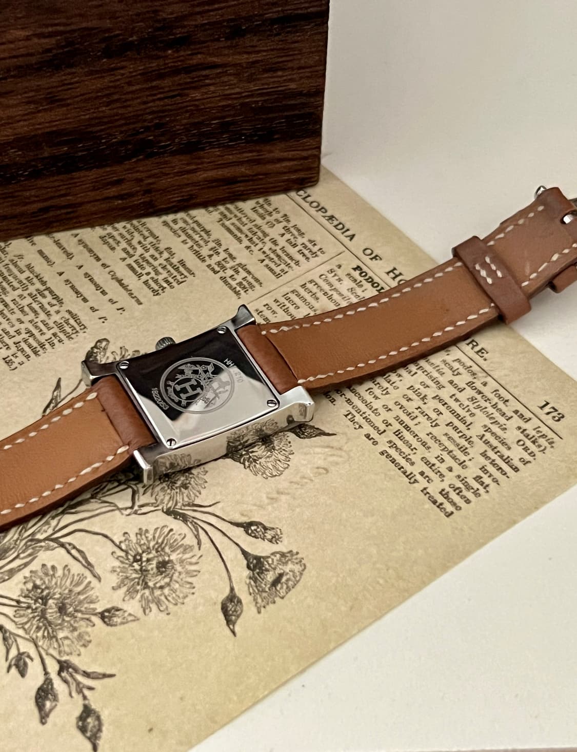 HERMES h아워 PM 레더 스트랩 에르메스 시계 상품이미지5