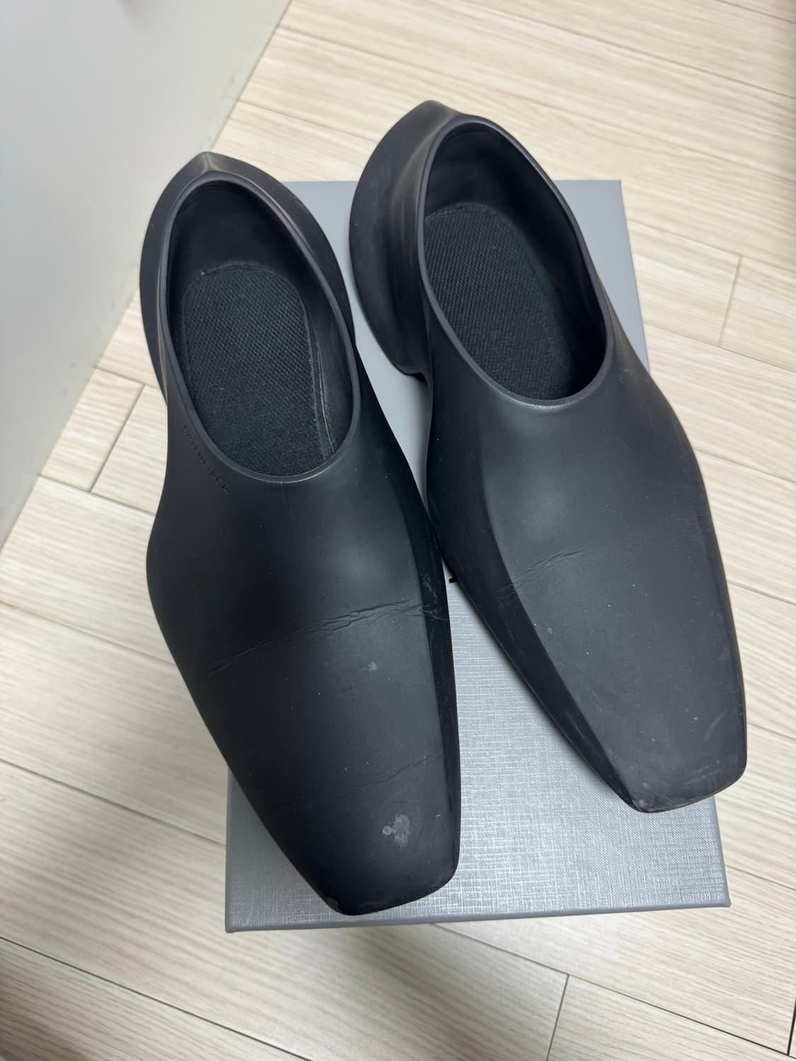 [42] 발렌시아가 스페이스 슈즈 무광블랙 상품이미지3