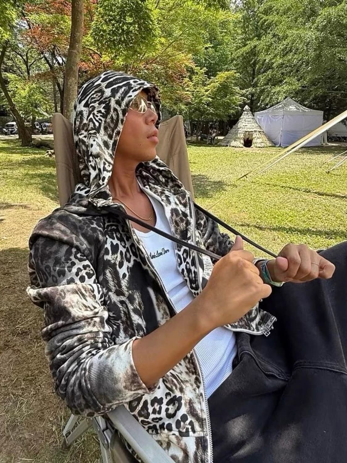 모와로라 x 수비 치타 후드집업 상품이미지5