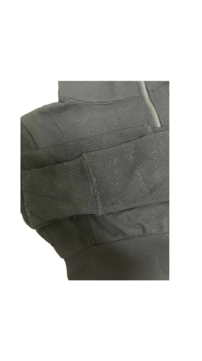 상태 안 좋음 본네 사선 니트 집업 상품이미지2