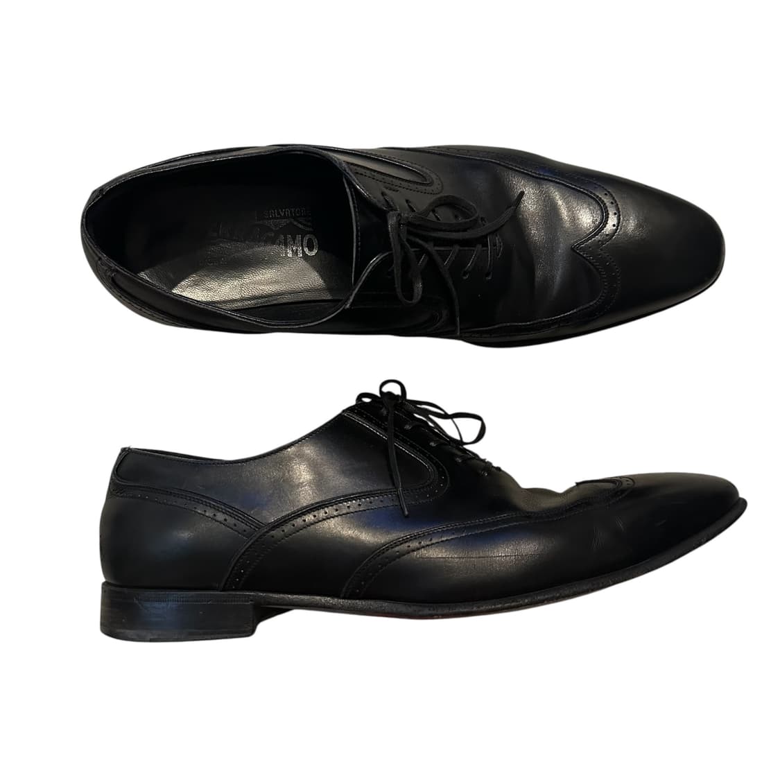 페라가모 Ferragamo 클래식 윙팁 더비 레더 슈즈 상품이미지1