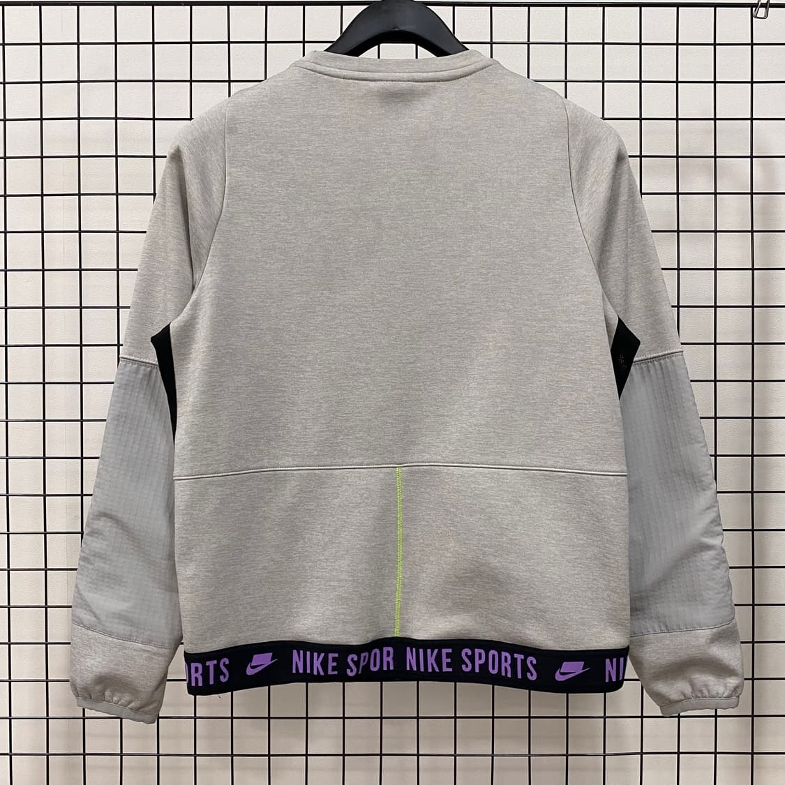 나이키 NSW 써마 크루 탑 상품이미지2