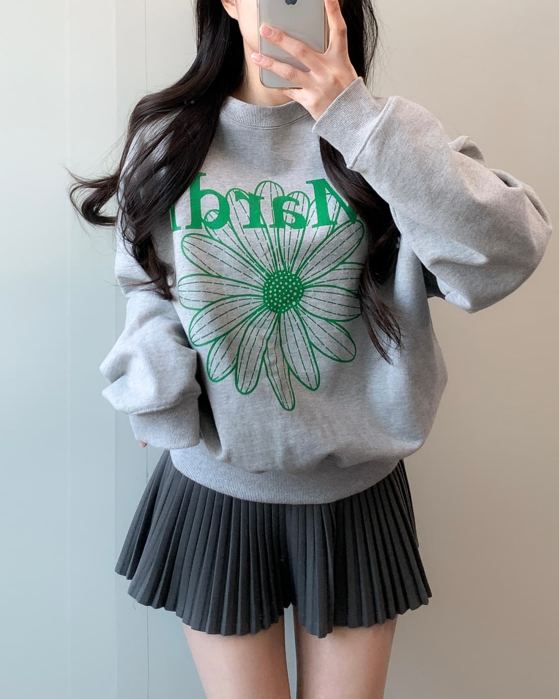 마르디 메크르디 맨투맨 상품이미지1