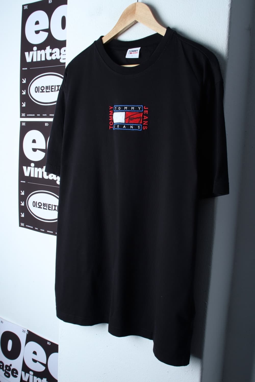 (L-XL) 타미힐피거 반팔 티셔츠 스몰로고 블랙 올드스쿨-H31939 상품이미지1