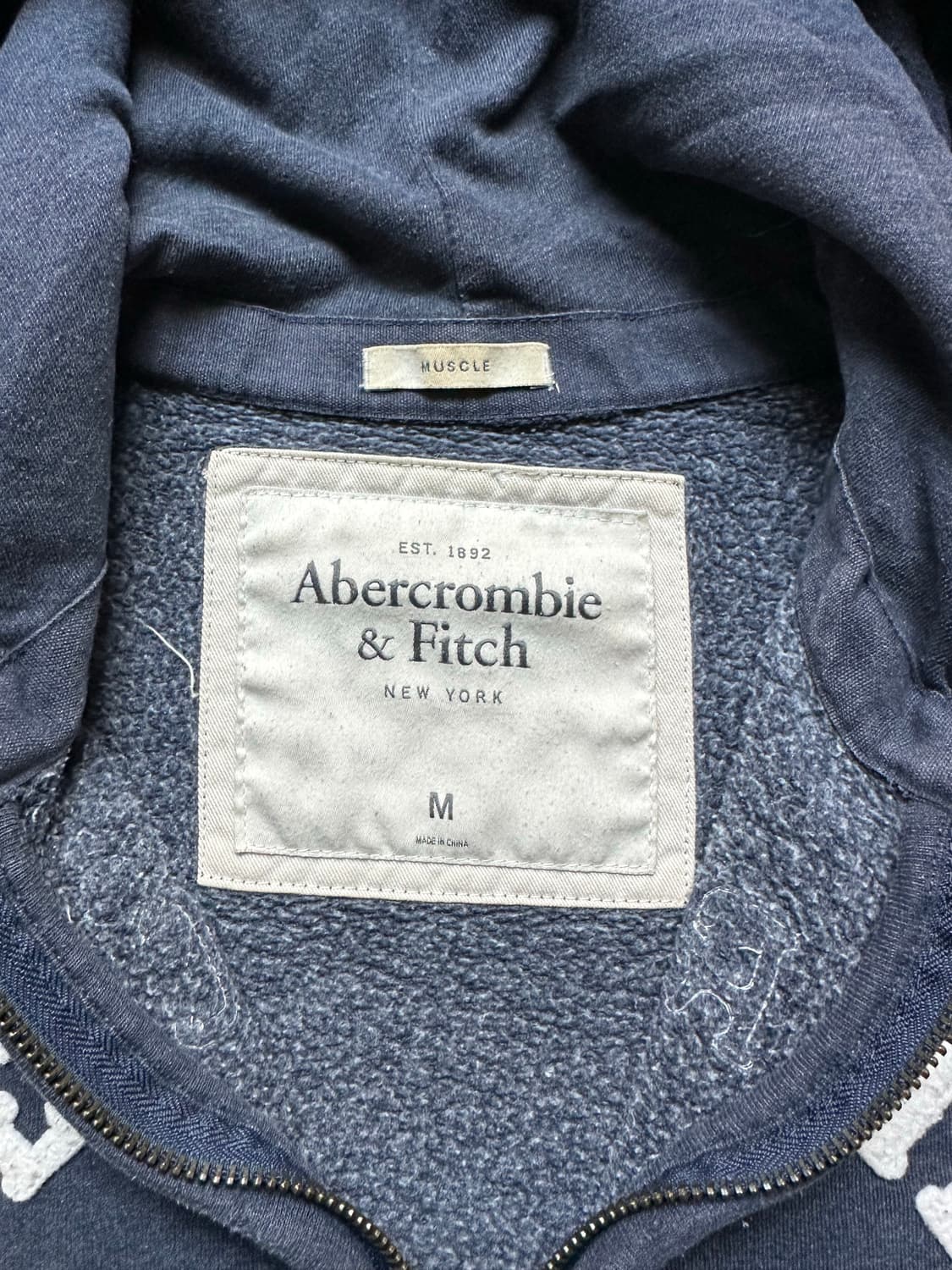 아베크롬비 네이비 후드집업 M 상품이미지3
