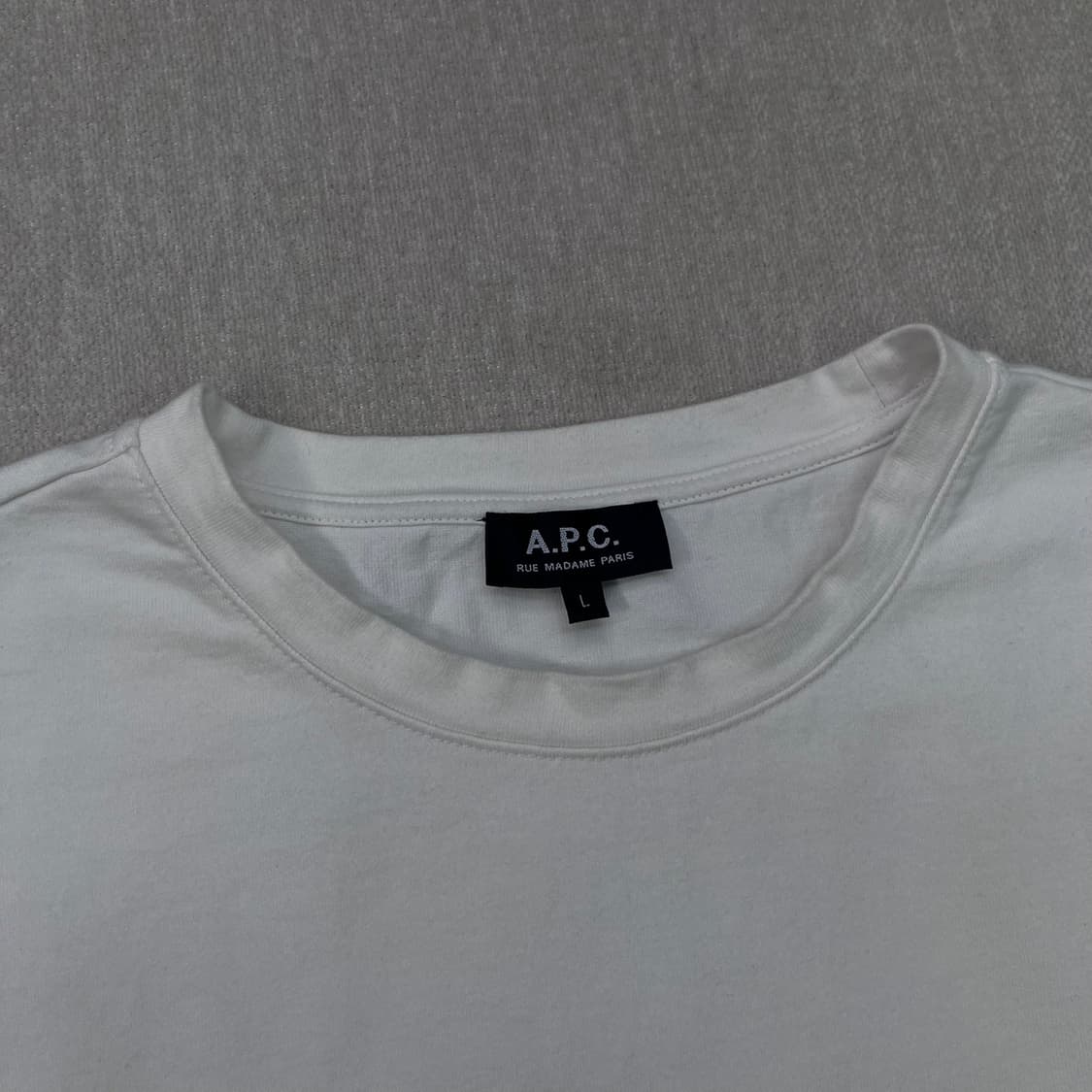 100 APC 아페쎄 일본판 반팔 티셔츠 상품이미지2