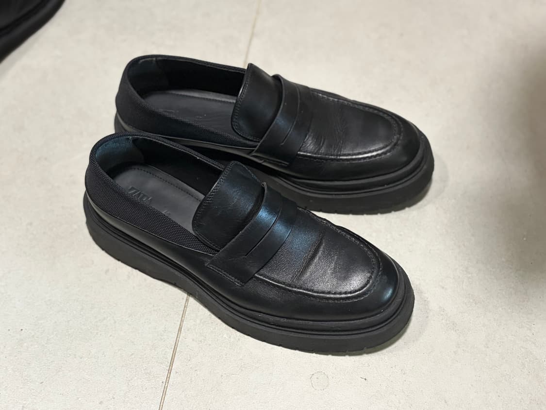 자라(ZARA) 남성 청키 로퍼 블랙 상품이미지1