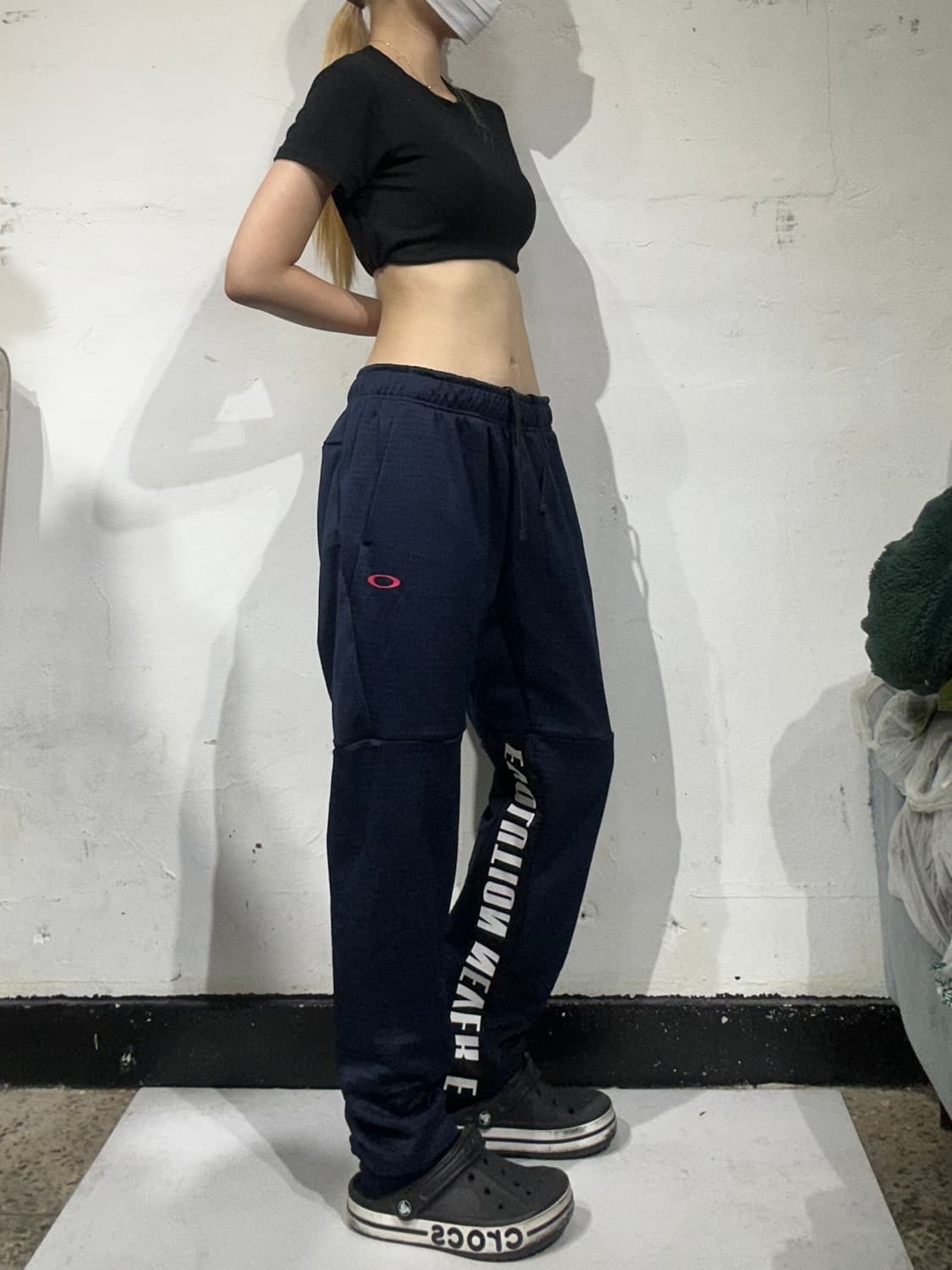 오클리 네이비 화이트 스펠아웃 로고 팬츠 XL 상품이미지1