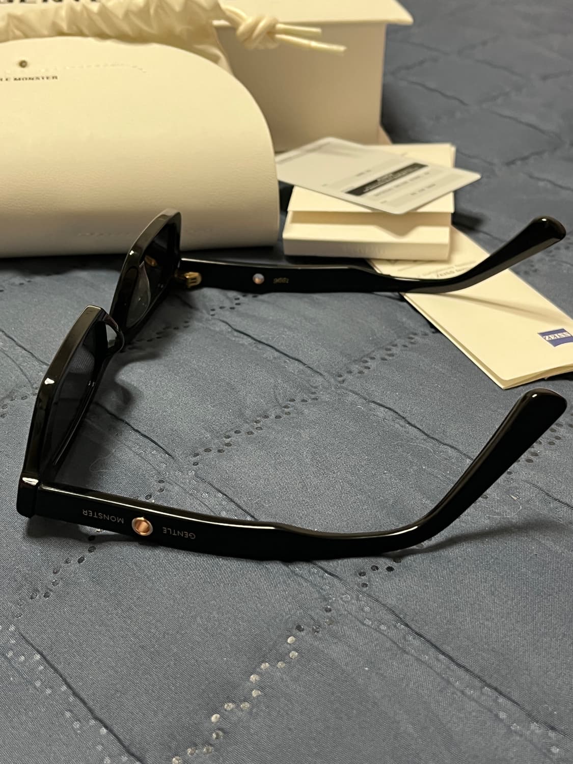 젠틀몬스터 제니1996 01 상품이미지3