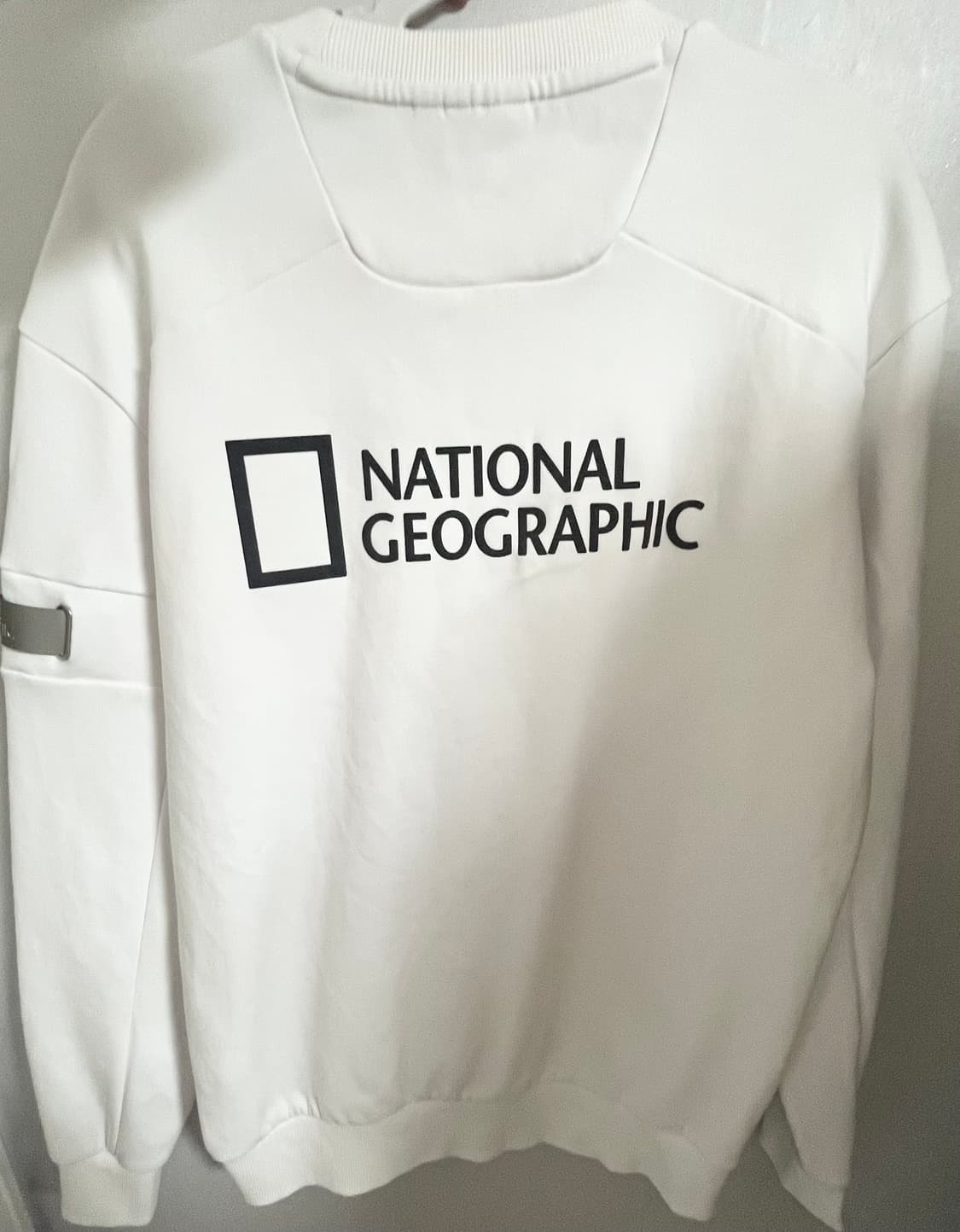 내셔널지오그래픽 맨투맨 상품이미지2