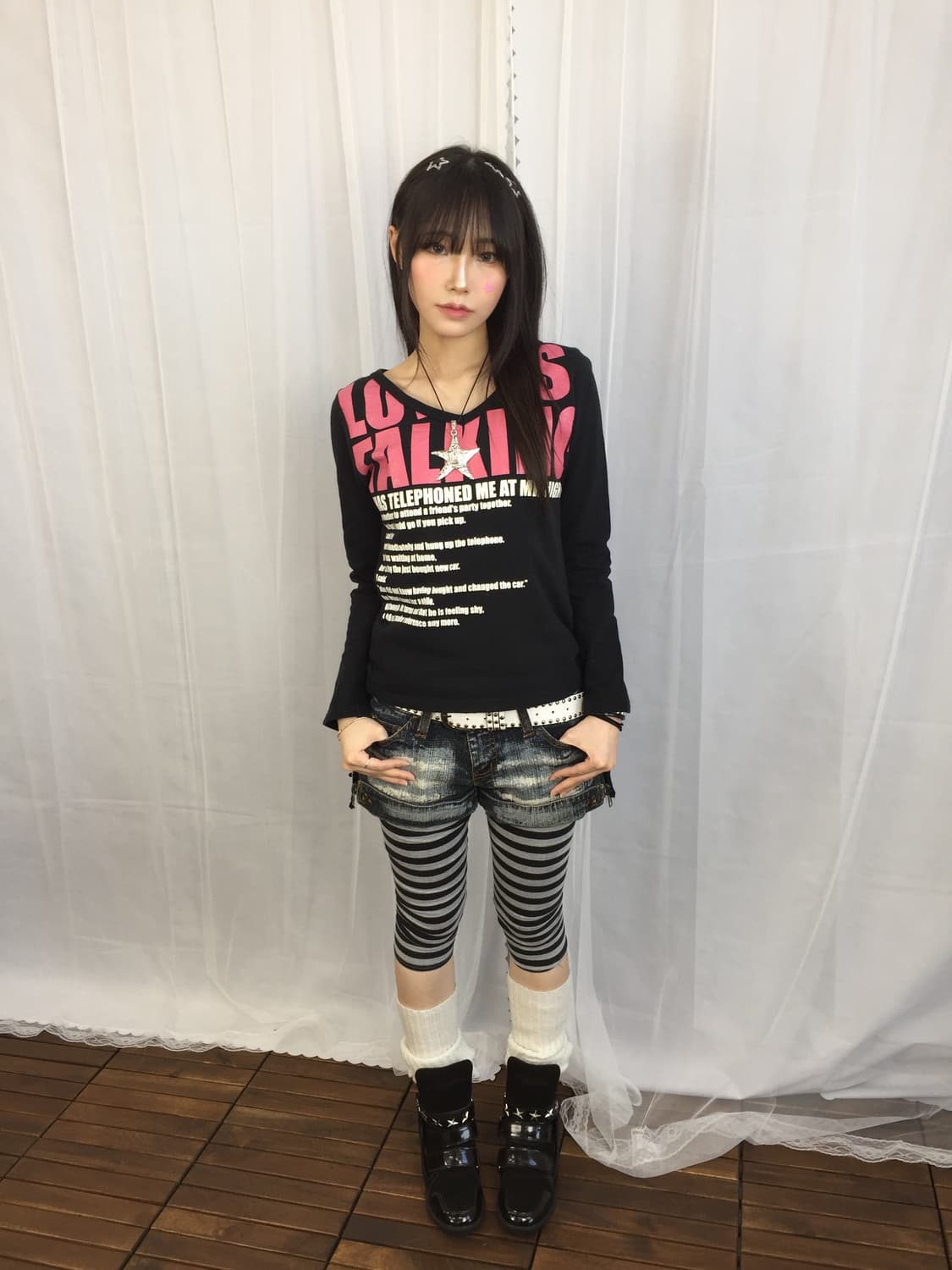 Jpn Punk Lettering Drawstring V-Neck Top 상품이미지1