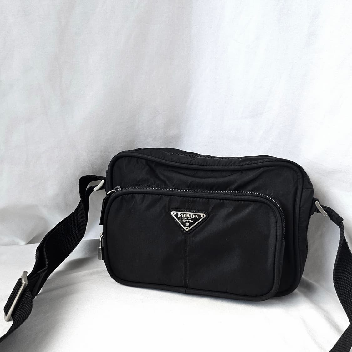 [정품 PRADA] 프라다 카메라백 숄더백 크로스백 남녀공용 상품이미지7