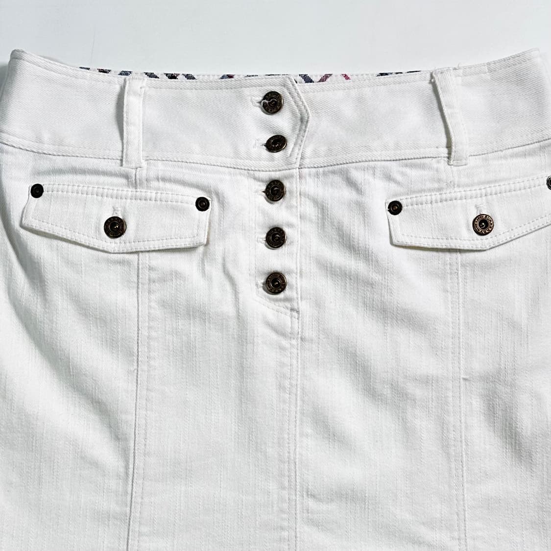 버버리 화이트 데님 스커트  상품이미지2