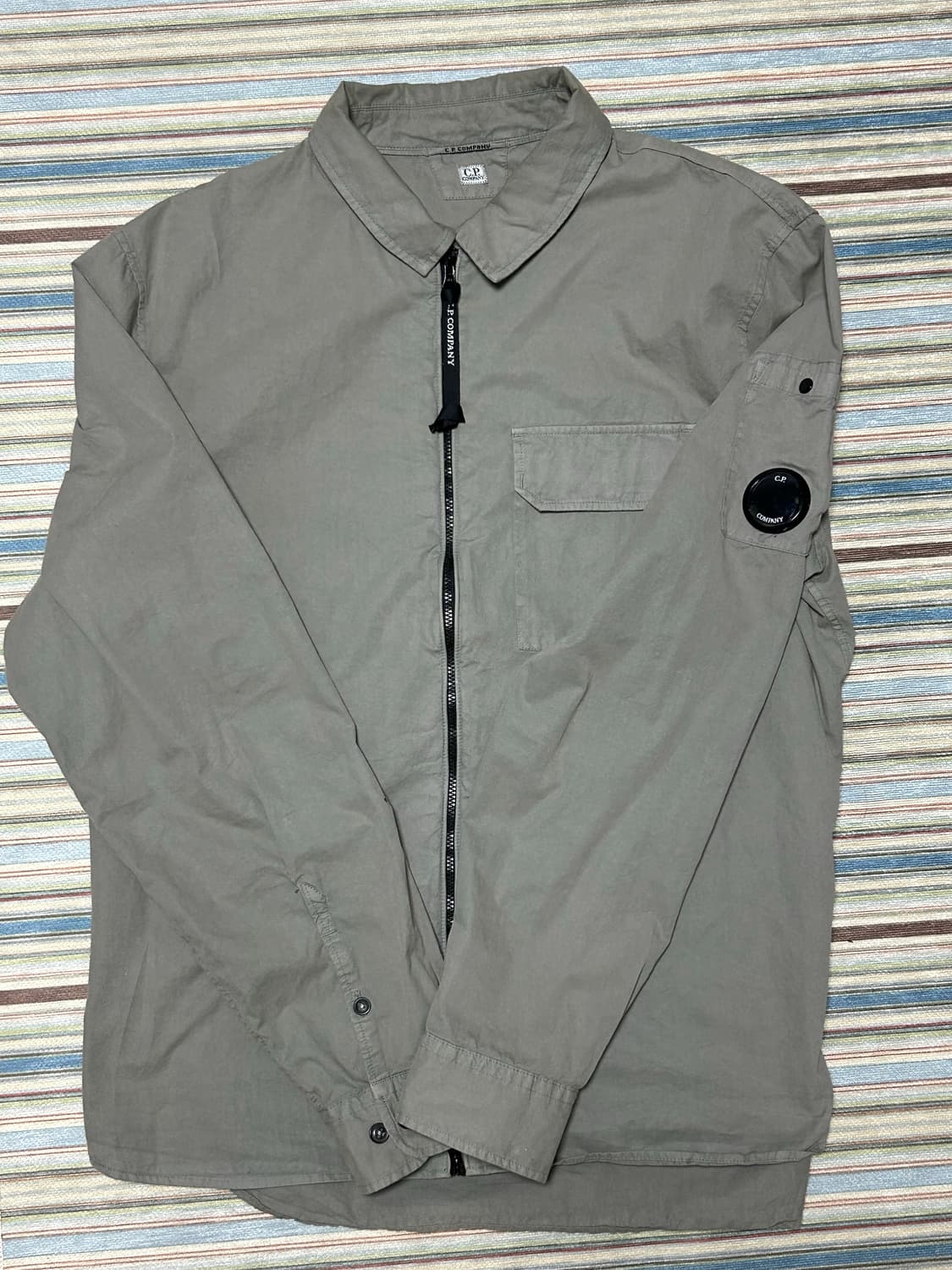 CPcompany 개버딘 지퍼 셔츠 타임 그린  상품이미지1