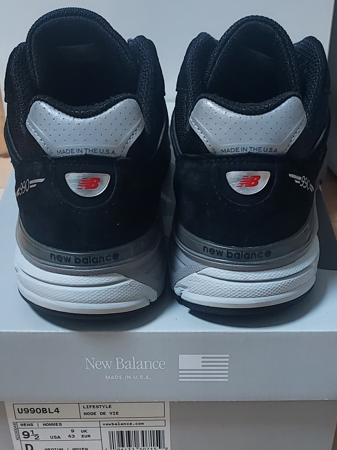 (275)뉴발란스 990V4 블랙  상품이미지3