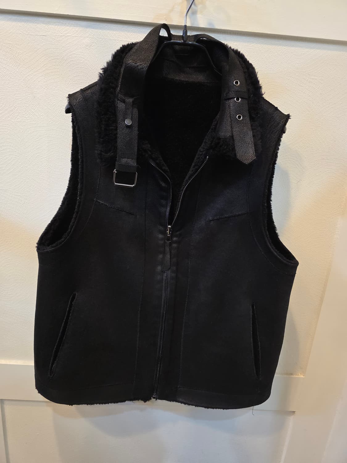 조르쥬 레쉬 양모조끼 블랙 77 상품이미지6