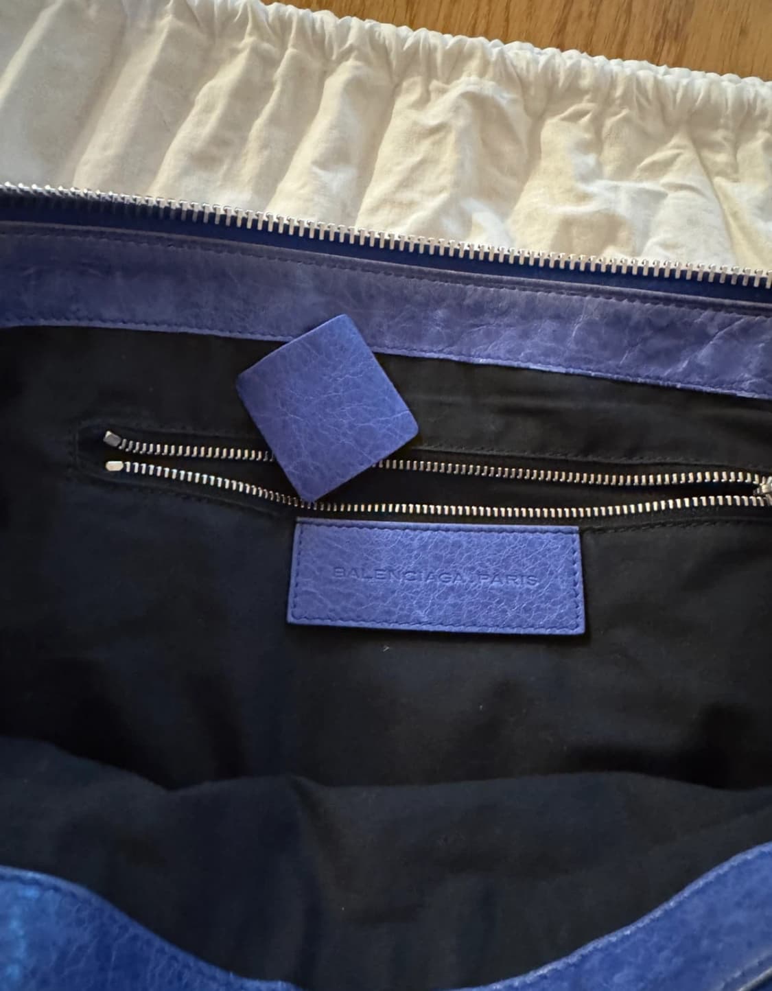 발렌시아가 모터백 라지  블루 상품이미지5