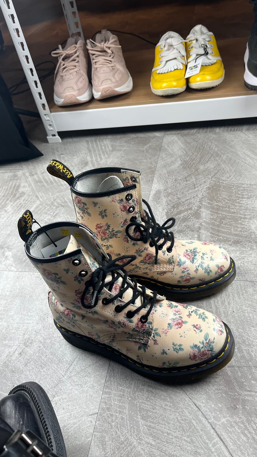 닥터마틴 플로럴 245 상품이미지7