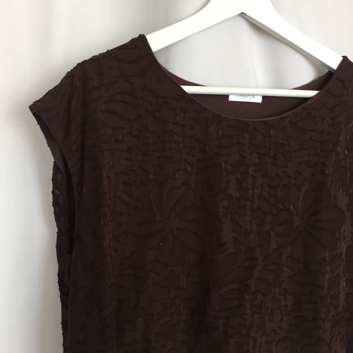 638. brown frill sleeveless blouse 상품이미지4
