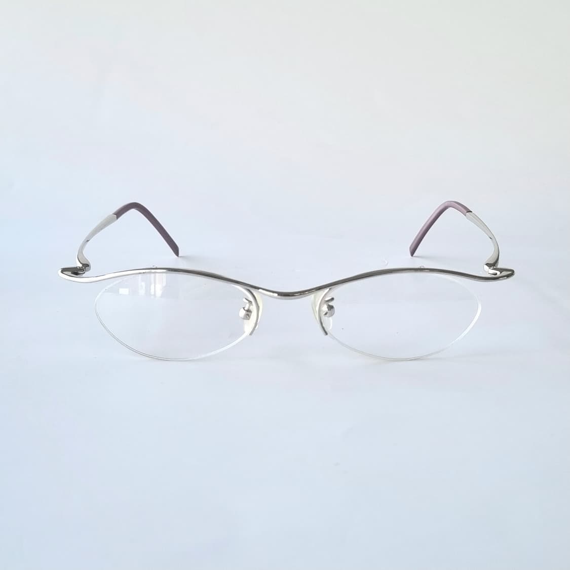 데드스탁 긱시크 룩의 정점을 찍어줄 실버 메탈 하프림 안경테  688 상품이미지2