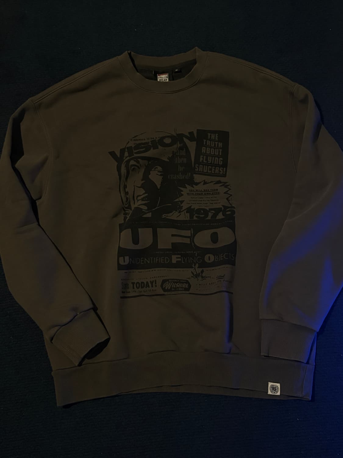 UFO 맨투맨 상품이미지1