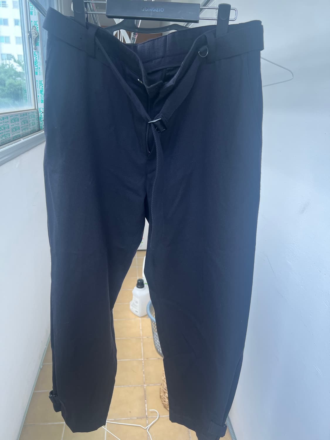 솔리드 옴므 네이비 팬츠 상품이미지1