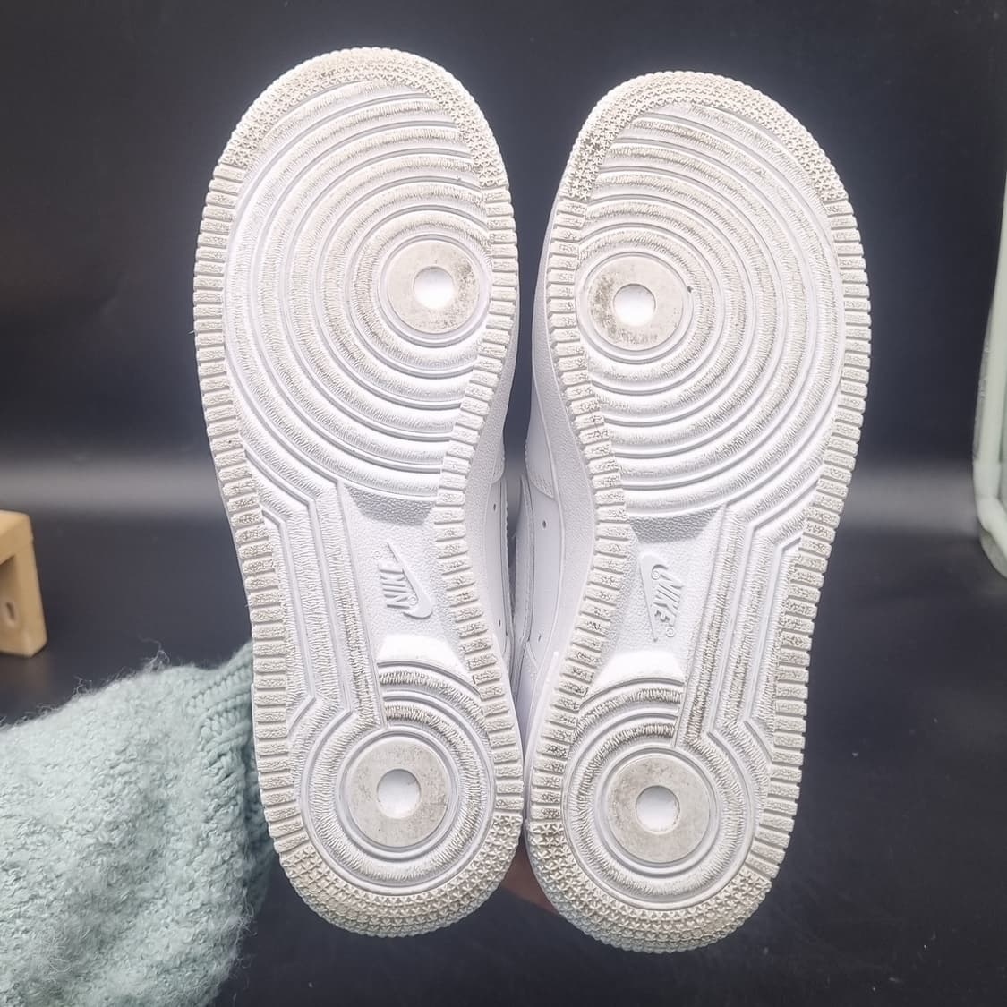 나이키 에어포스1 로우 운동화 235 상품이미지3