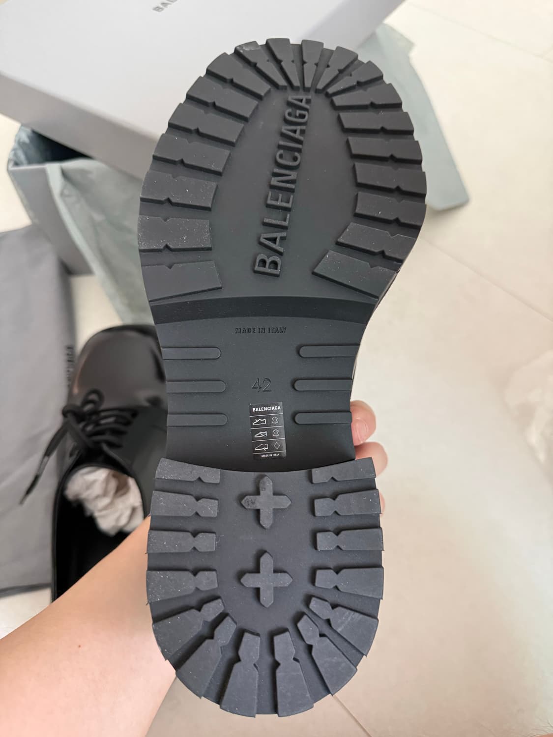 (새상품) Balenciaga 발렌시아가 베놈 더비 블랙 42 상품이미지7