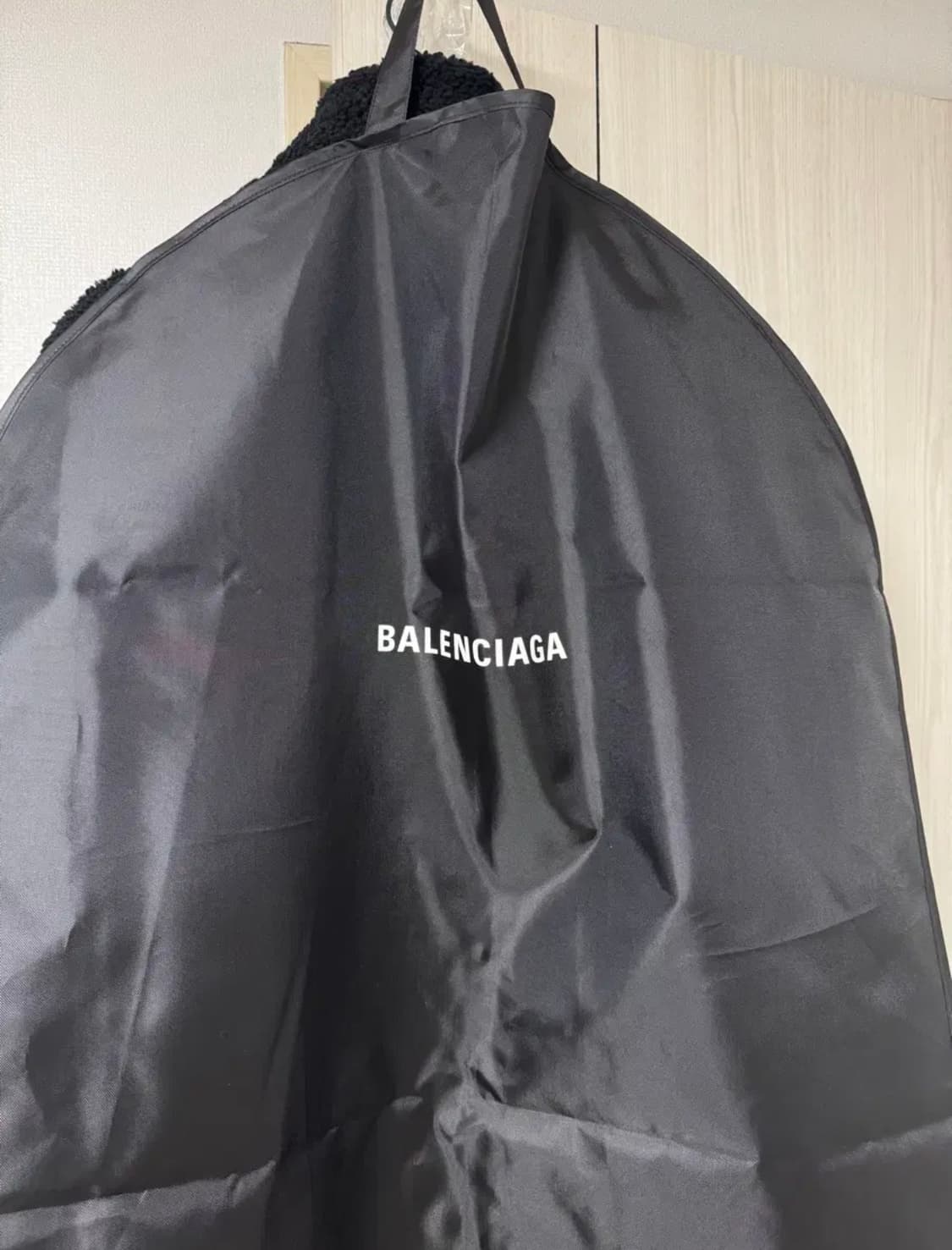 [새제품] 발렌시아가 플리스  오버사이즈 4 블랙 상품이미지5