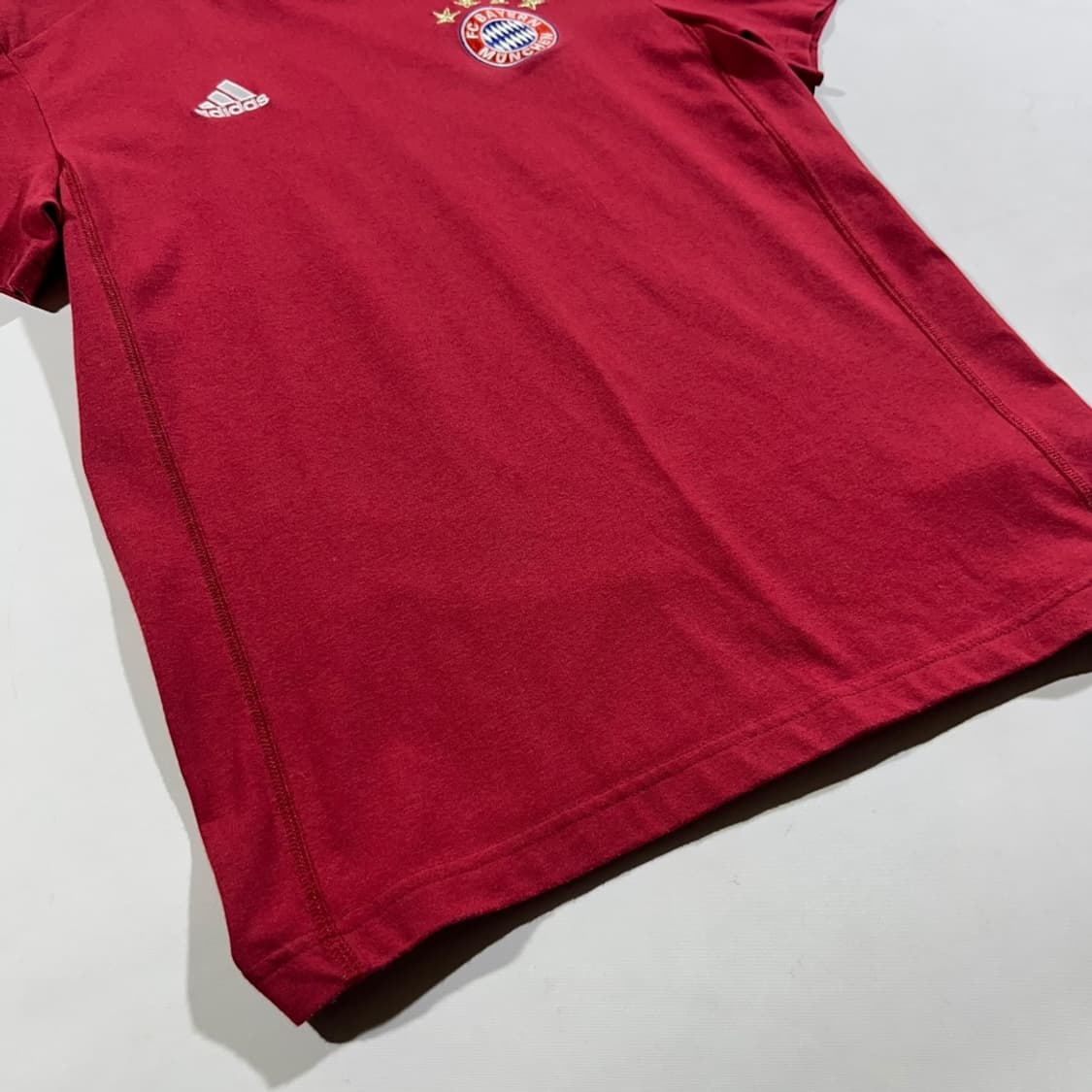 [adidas] 아디다스 15-16 바이에른뮌헨 엠블럼 반팔 티셔츠 상품이미지3
