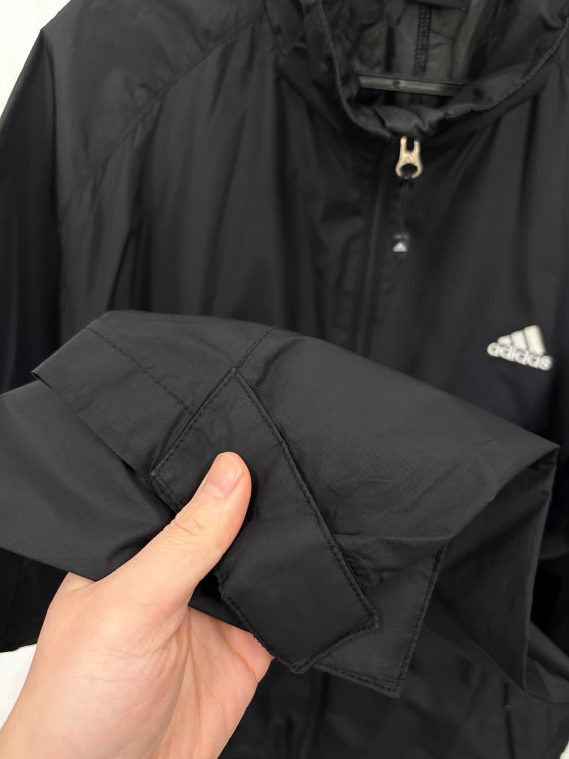아디다스 윈드브레이커 상품이미지3