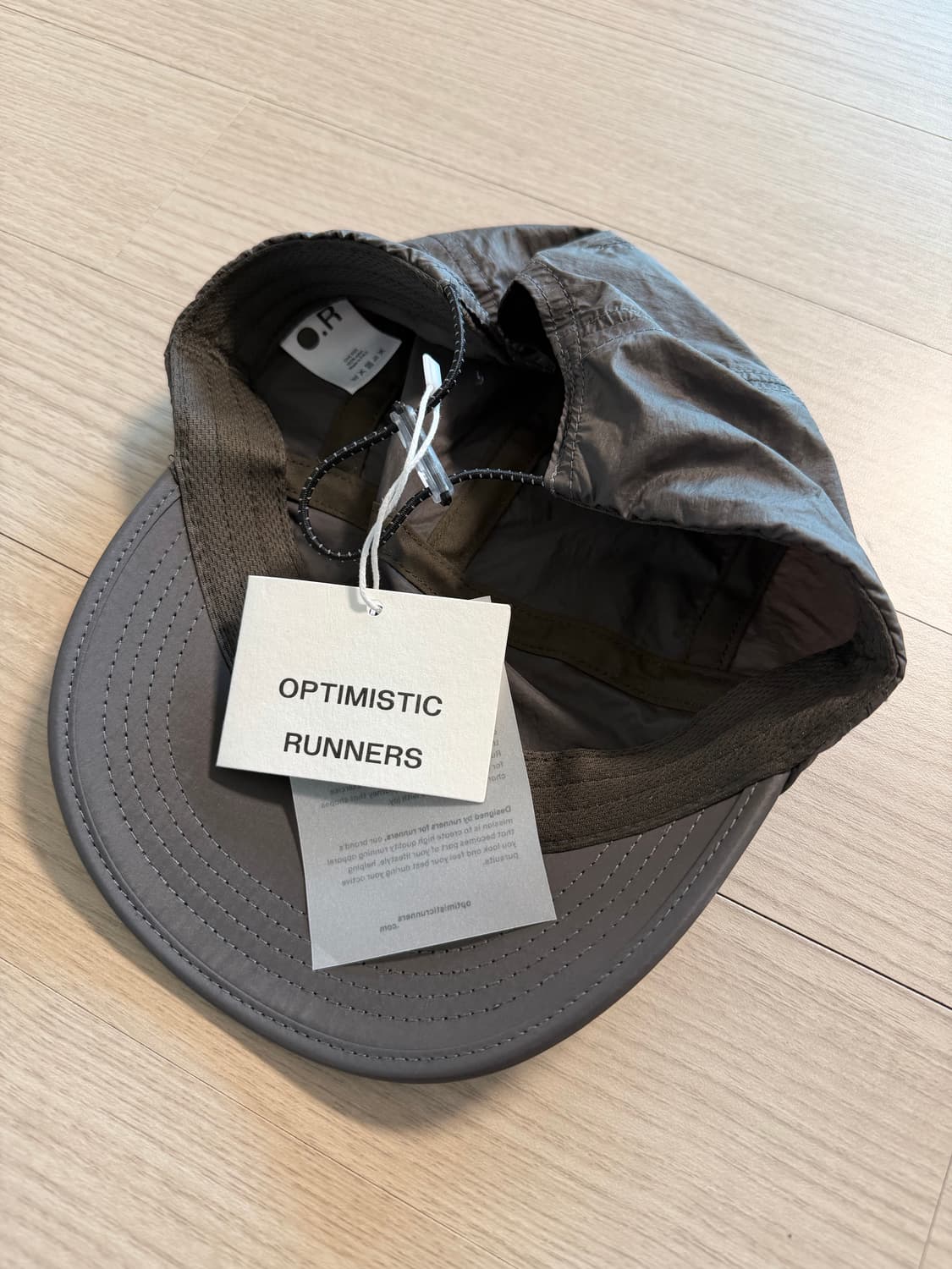 옵티미스틱러너스 OR 나일론캡 브라운 상품이미지2