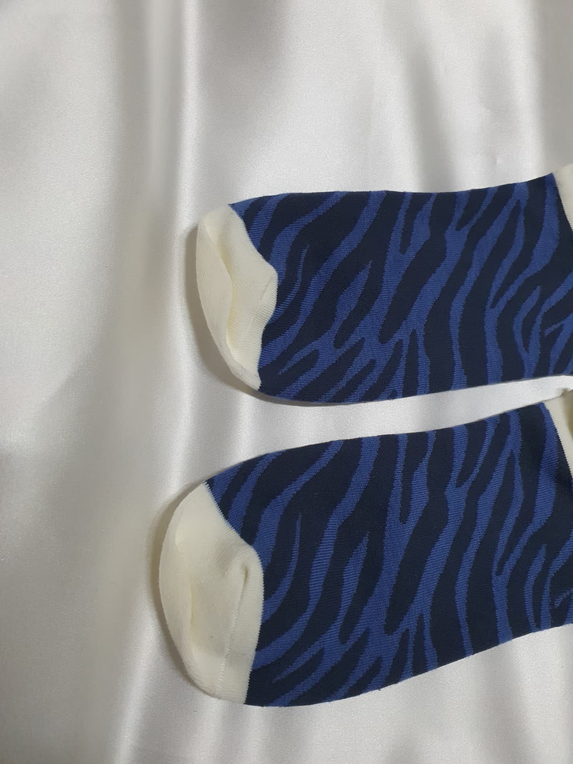 블루 네이비 지브라 얼룩말 브레인 데드 로고헤드 드레스 삭스 양말 상품이미지5