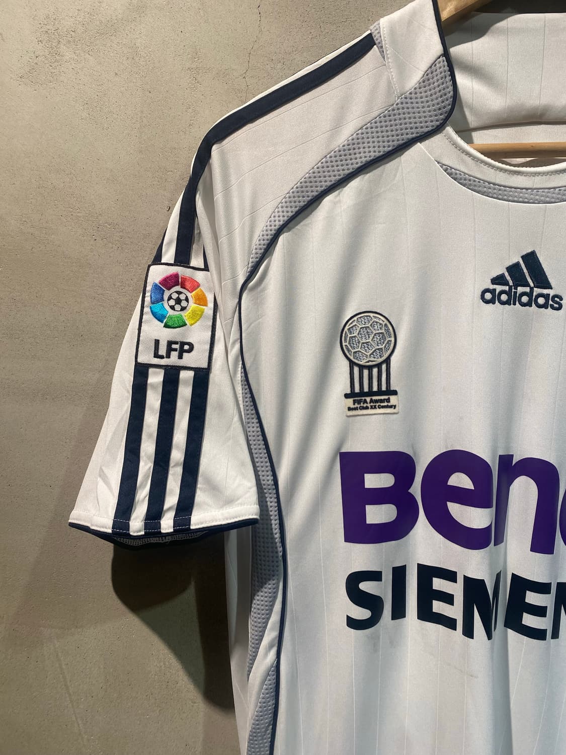 06-07 레알 마드리드 베컴 홈 유니폼 상품이미지4