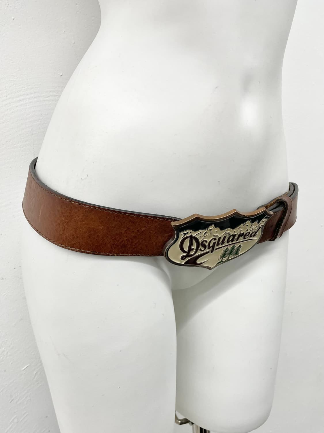 디스퀘어드 리얼레더 로고 버클 벨트 상품이미지3