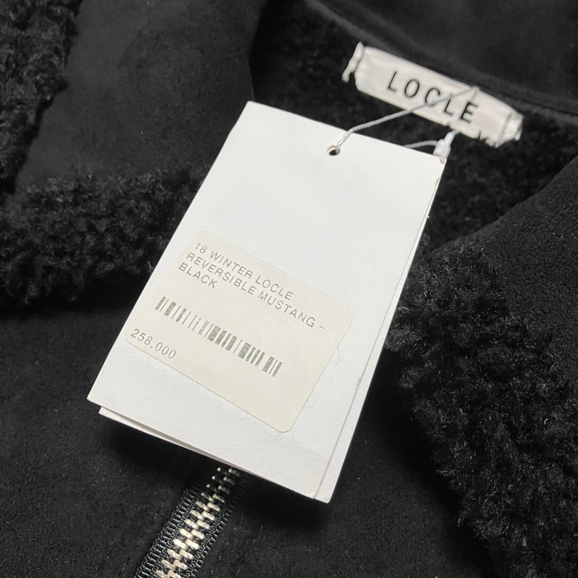 [새상품] 로우클래식 로클 리버서블 무스탕 블랙 상품이미지5