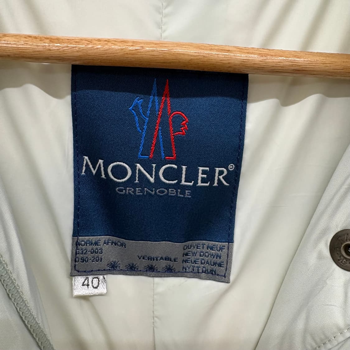 MONCLER 몽클레어 여성 패딩 점퍼 M 상품이미지5