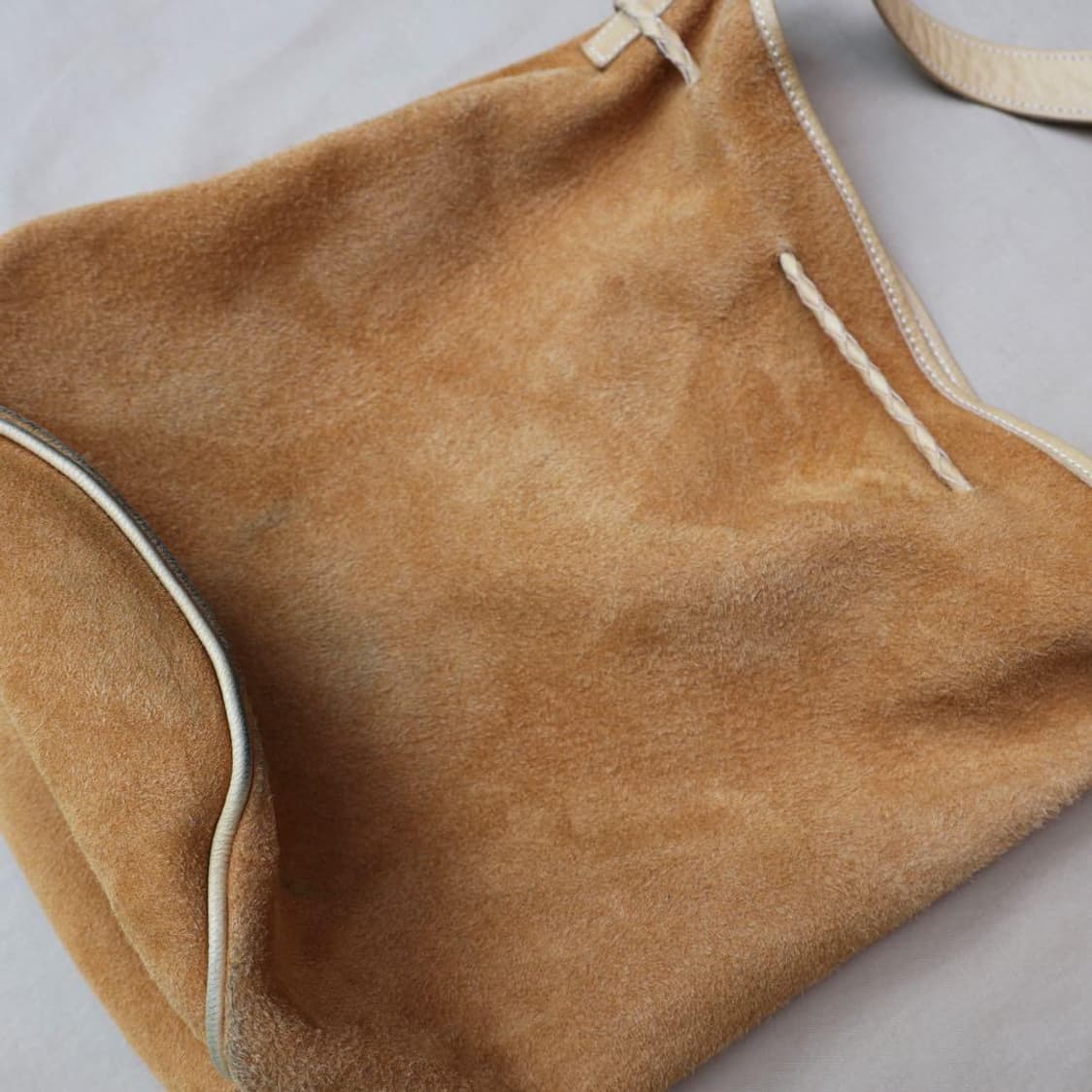 브라이슬랜드 bryceland 디어스킨 크로스백 가방 상품이미지3