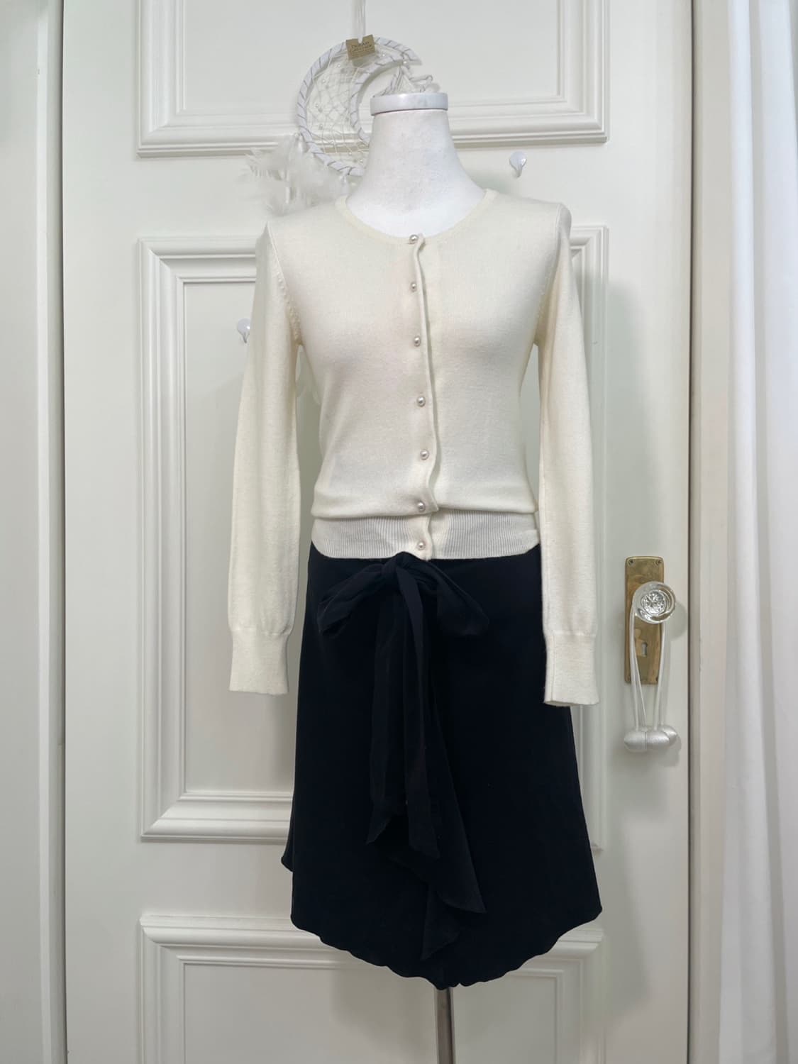 cream ivory pearl button basic cardigan 상품이미지2