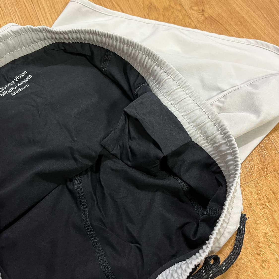 디스트릭트비전 5인치 트레이닝 러닝 쇼츠 반바지 M 상품이미지7