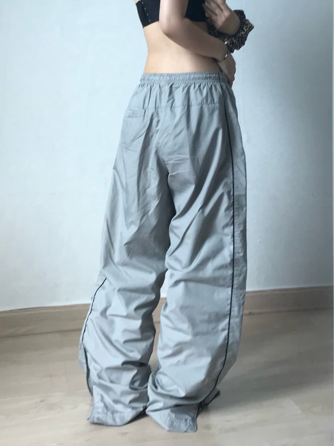 Nike gray track wide fit training pt 상품이미지4