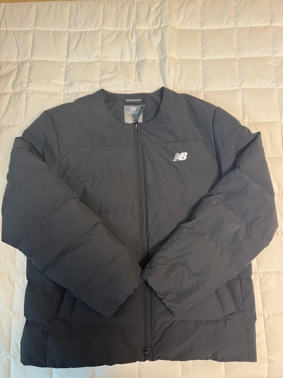뉴발란스 구스다운 경량패딩 L 상품이미지1