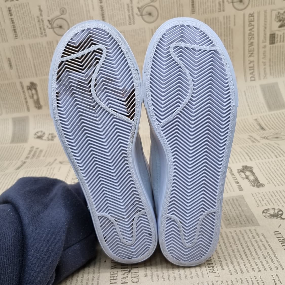 나이키 코트레거쉬 여성 운동화240 상품이미지3