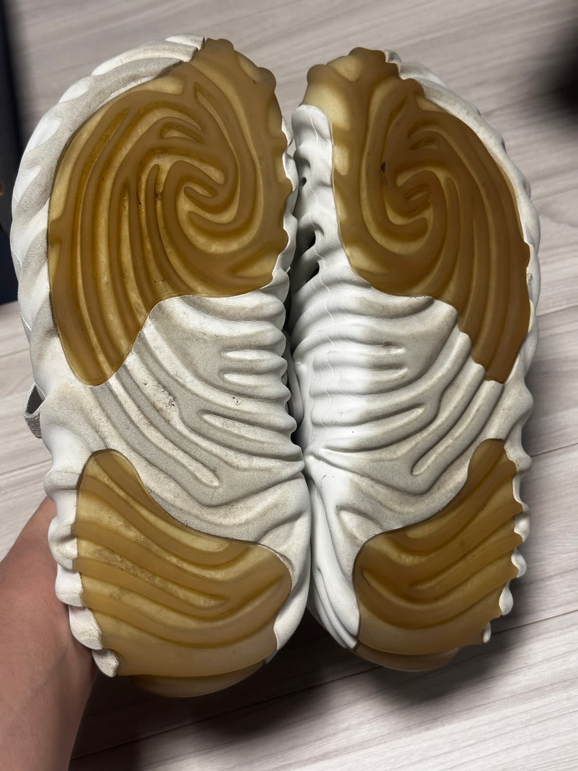 크록스x살레헤 스트라투스 265 상품이미지5