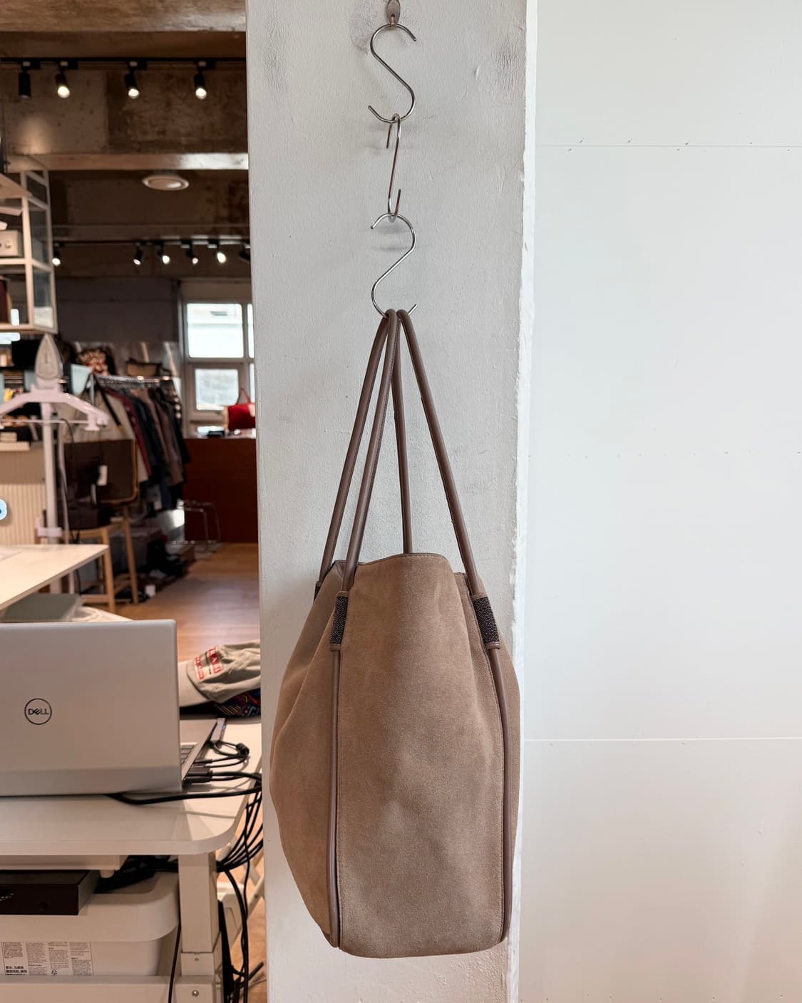 브루넬로 쿠치넬리 브라운 모닐리 스웨이드 토트백  상품이미지3